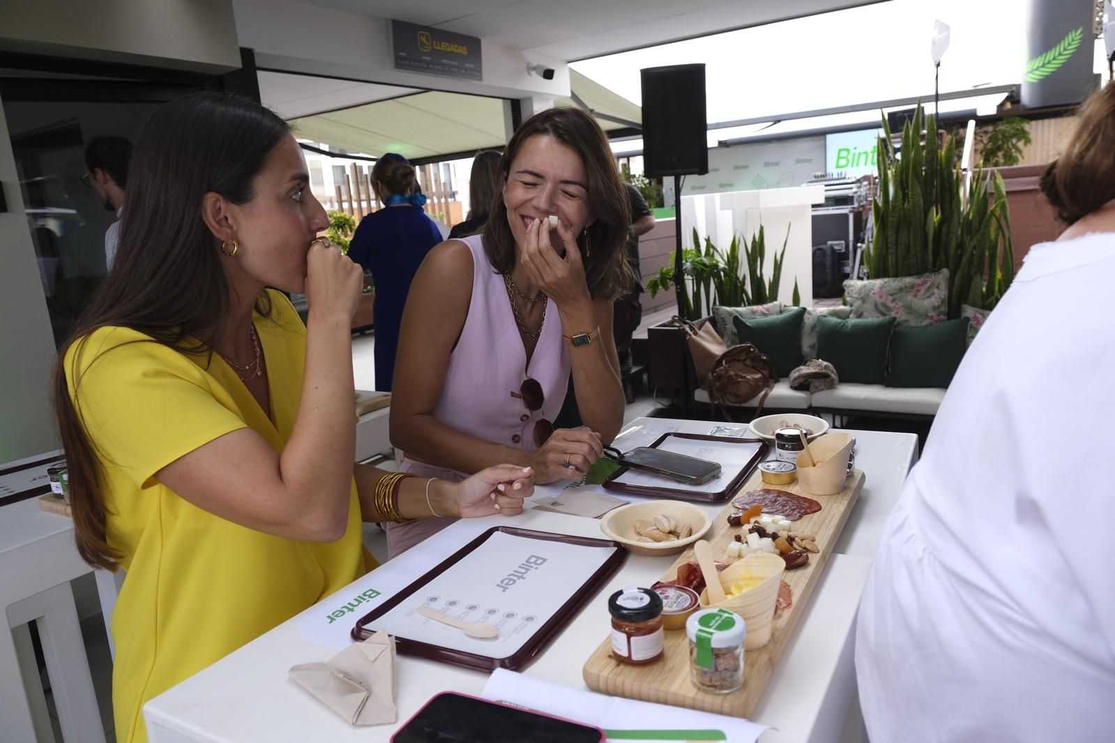 La presentación de los nuevos menús de Binter, en imágenes