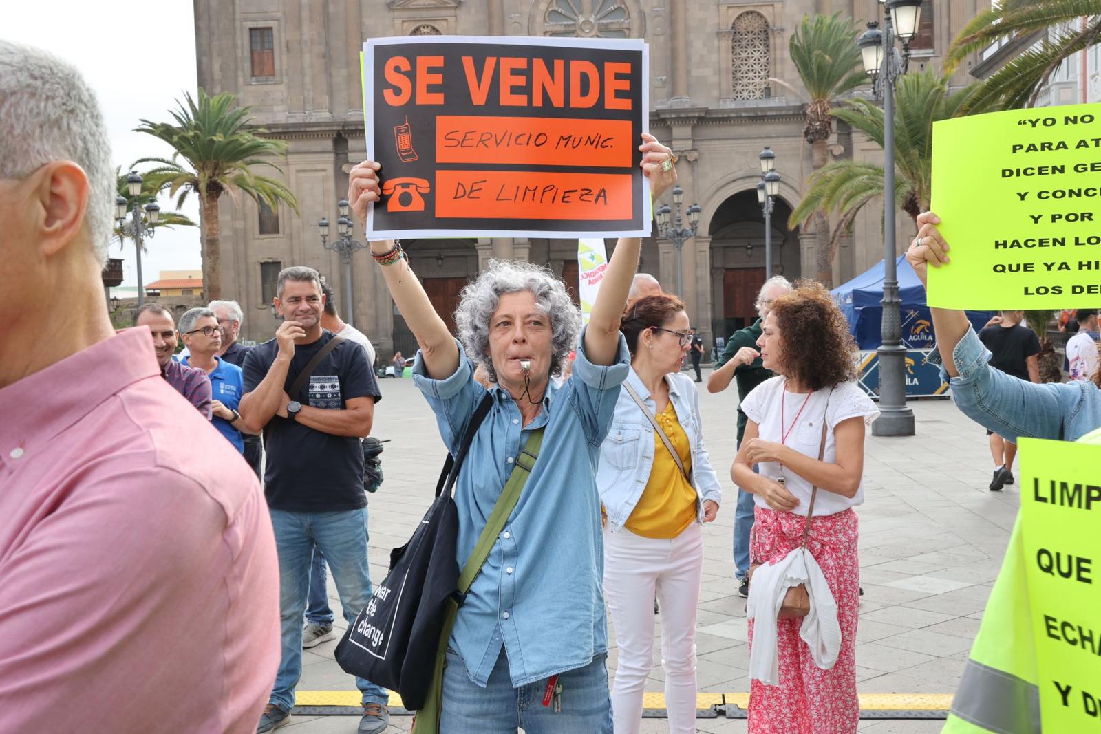 La manifestación de los trabajadores municipales, en imágenes