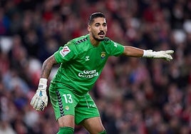Álvaro Valles, durante un partido de la temporada pasada.