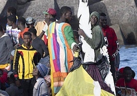 Imagen de archivo de la llegada de un cayuco a El Hierro.