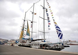 La llegada del velero 'Capitán Miranda', en imágenes