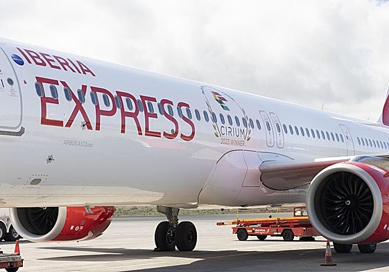 Iberia Express, aerolínea más puntual en julio para volar a Canarias