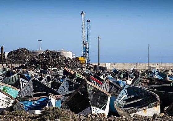 Imagen de archivo de cayucos abandonados en Gran Canaria.