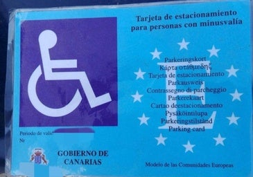 De la picaresca al delito: usan de forma fraudulenta la tarjeta para aparcar de personas con minusvalía
