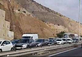 Imágenes del atasco en la GC-1.