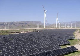 Foto archivo del mayor completo de generación de energías renovables de las islas canarias.