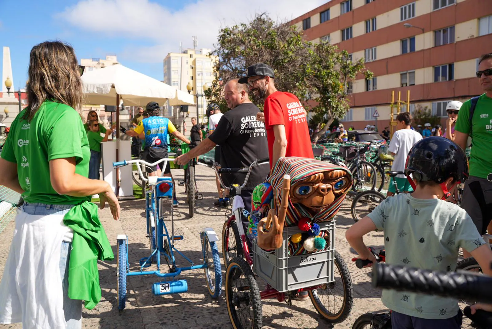 Las Palmas de Gran Canaria celebra el día de la bicicleta