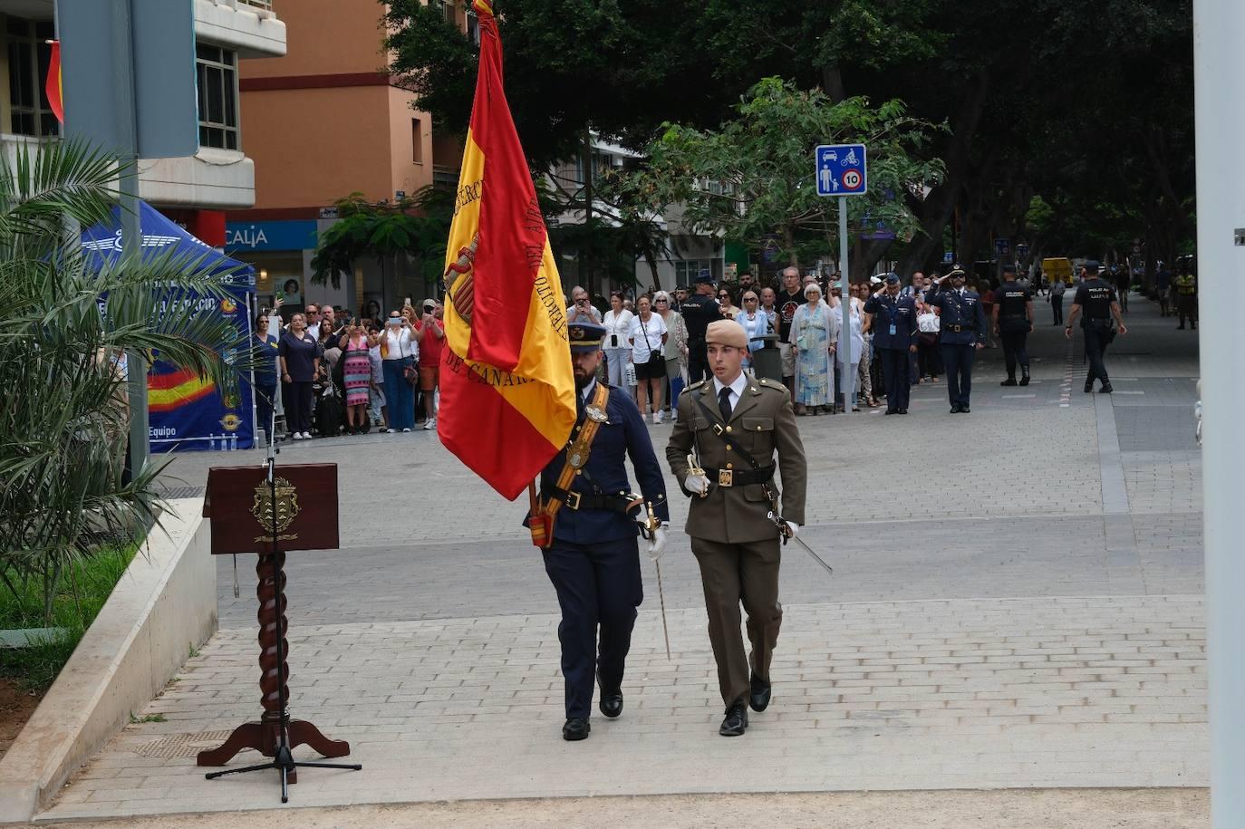 Orgullo, patria y nación en el izado de la bandera de Las Palmas de Gran Canaria