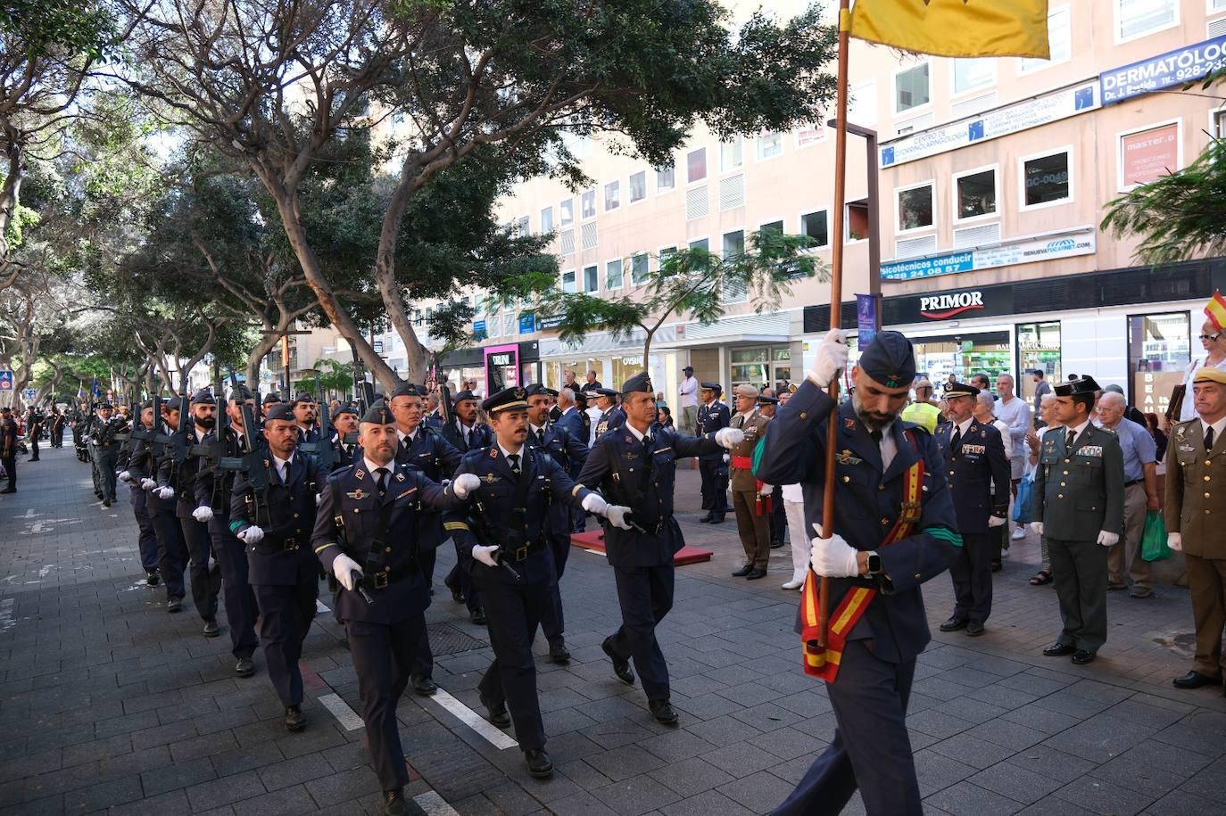 Orgullo, patria y nación en el izado de la bandera de Las Palmas de Gran Canaria