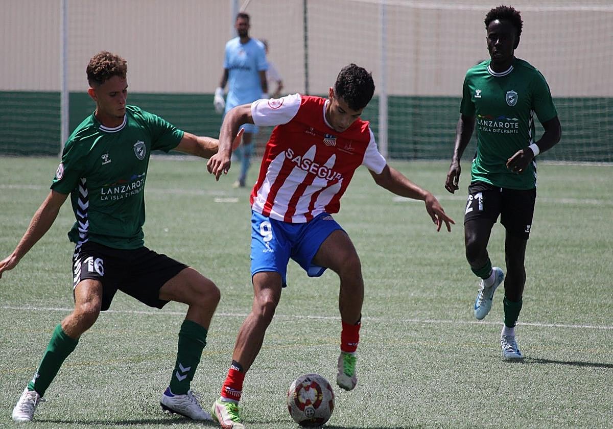 TV Canaria emitirá en directo el derbi canario entre el Unión Sur Yaiza y el Atlético Paso.