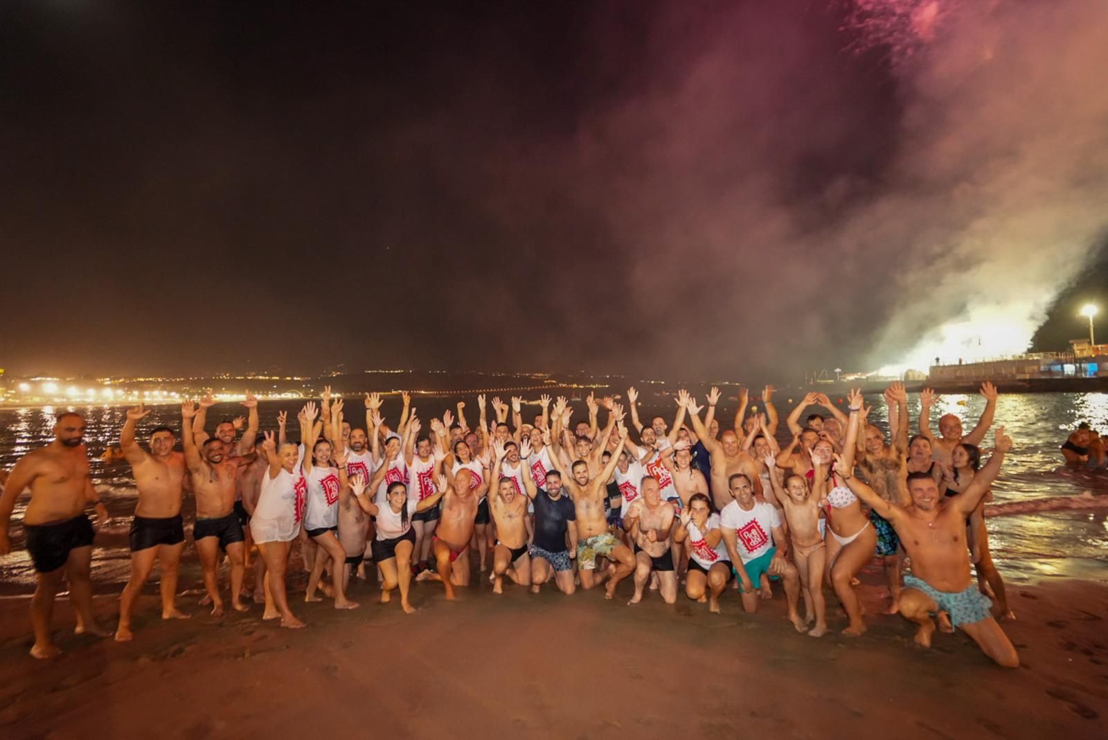 El chapuzón de La Naval, en imágenes