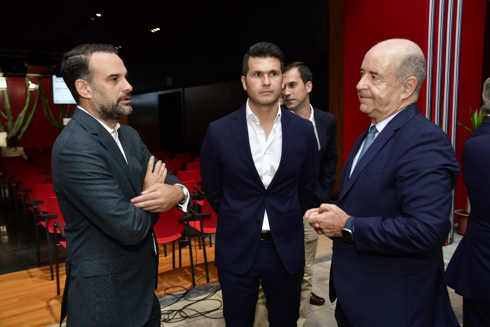 Las imágenes del encuentro con Fernando Clavijo en CANARIAS7