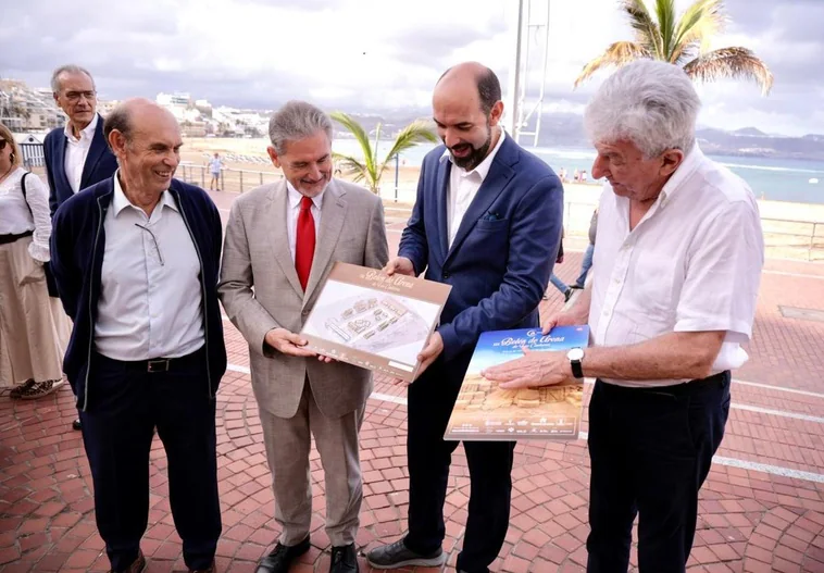 Un momento de la presentación, este jueves en Las Canteras.