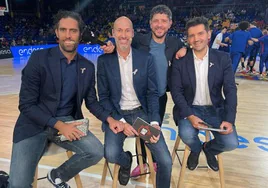 Javier Beirán -izquierda- posa junto a sus compañeros de Movistar+ Lucio Angulo, José Ajero y Fran Fermoso.