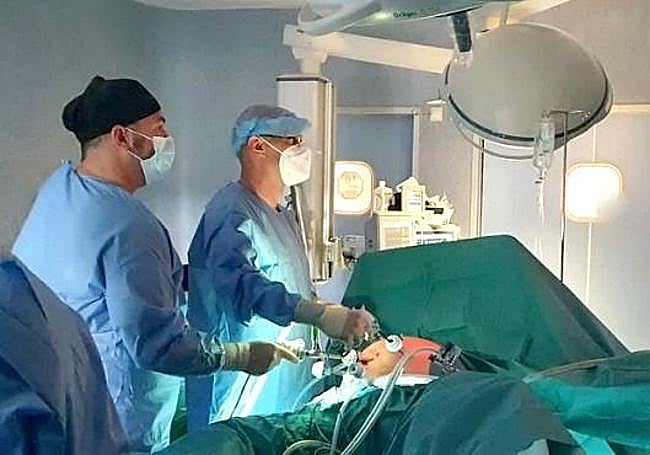 Dr. Mauricio Fantozzi, especialista en coloproctología.