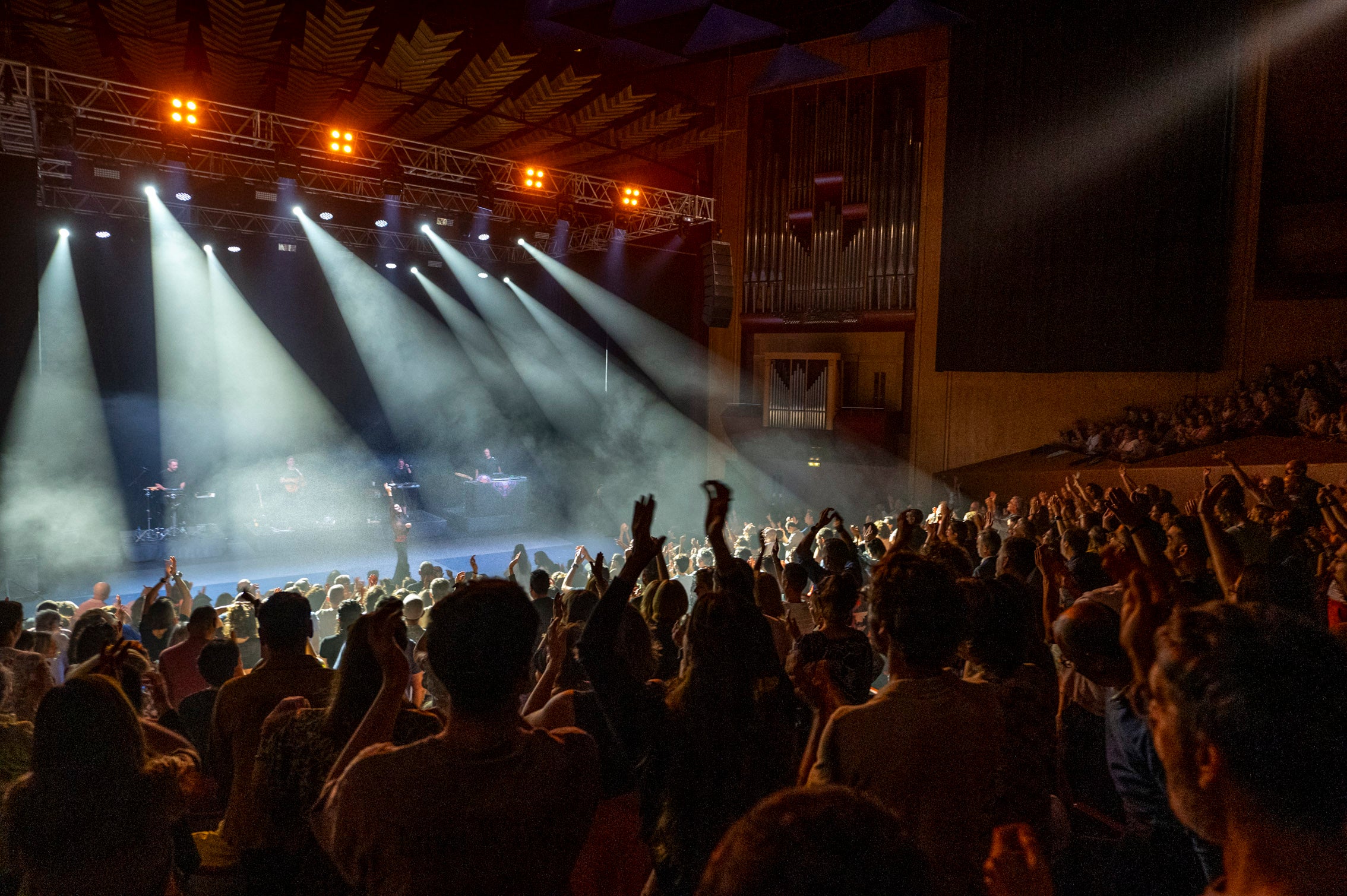 Rodrigo Cuevas cautiva al público grancanario