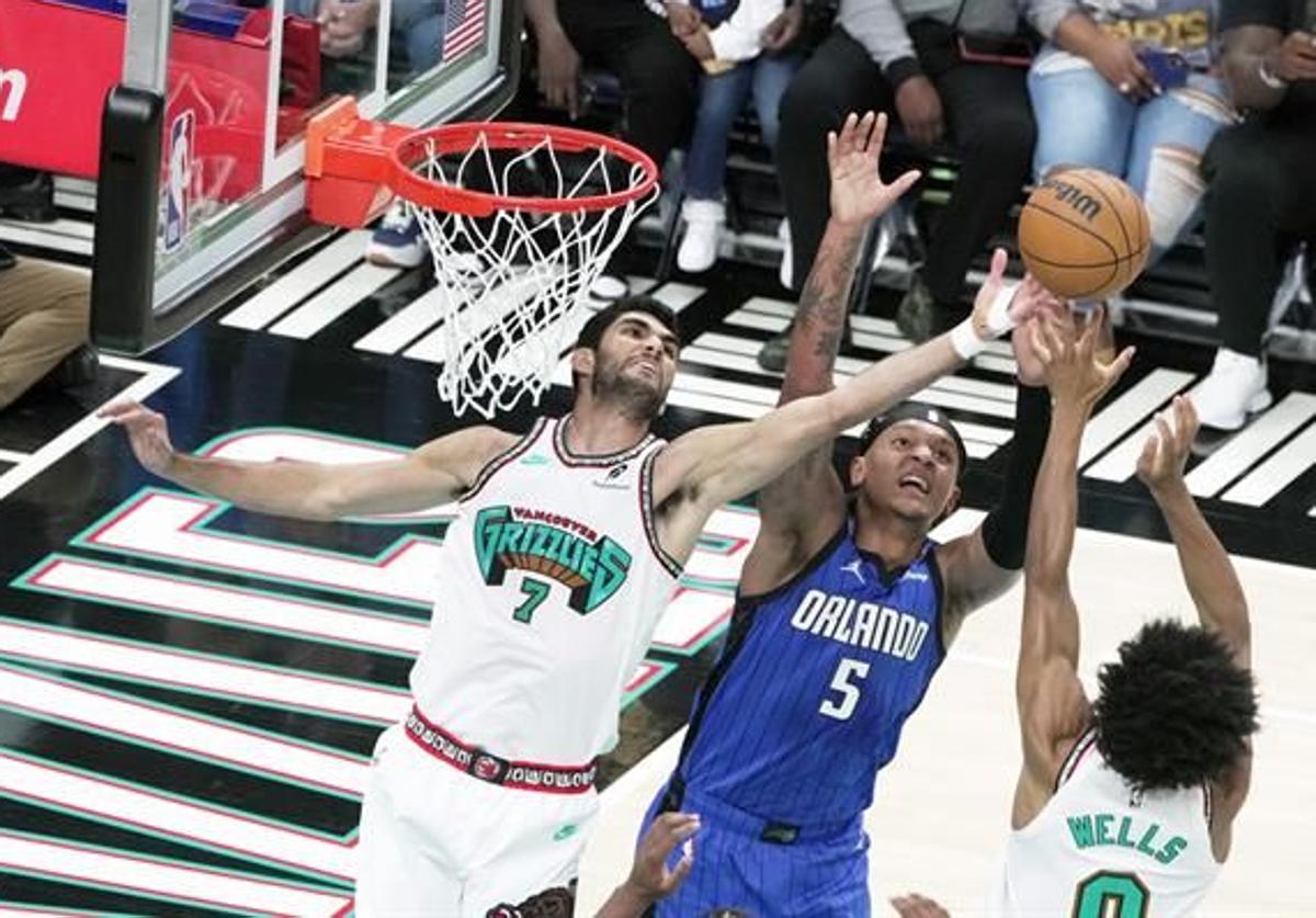 Los Grizzlies y Santi Aldama se divierten contra los Magic