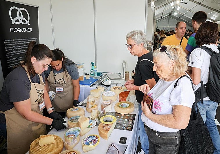Vino, queso y miel en Santa Brígida