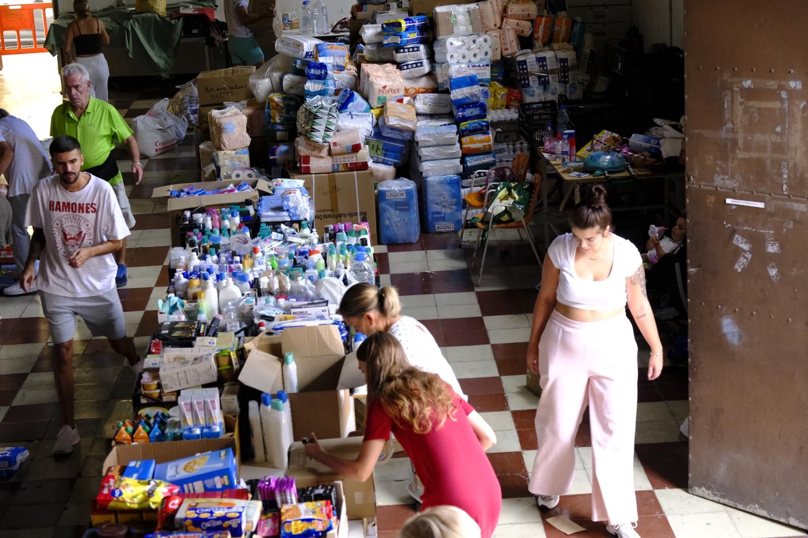 Las fotos de la recogida solidaria de La Isleta