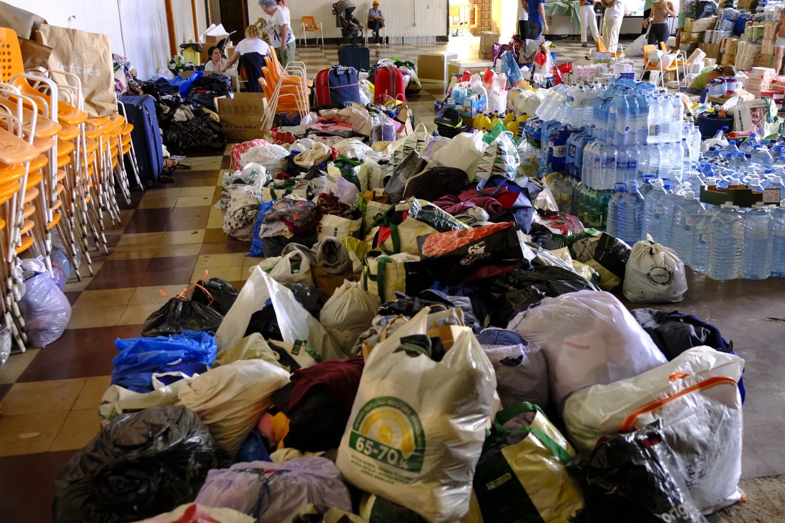 Las fotos de la recogida solidaria de La Isleta