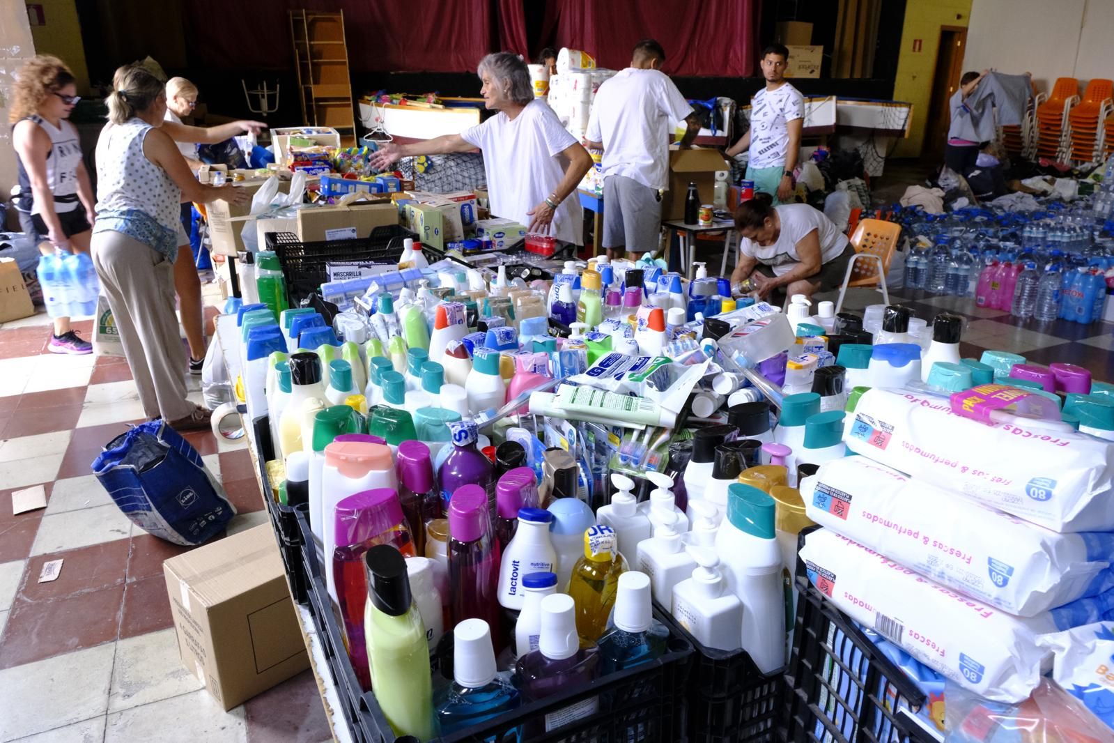 Las fotos de la recogida solidaria de La Isleta