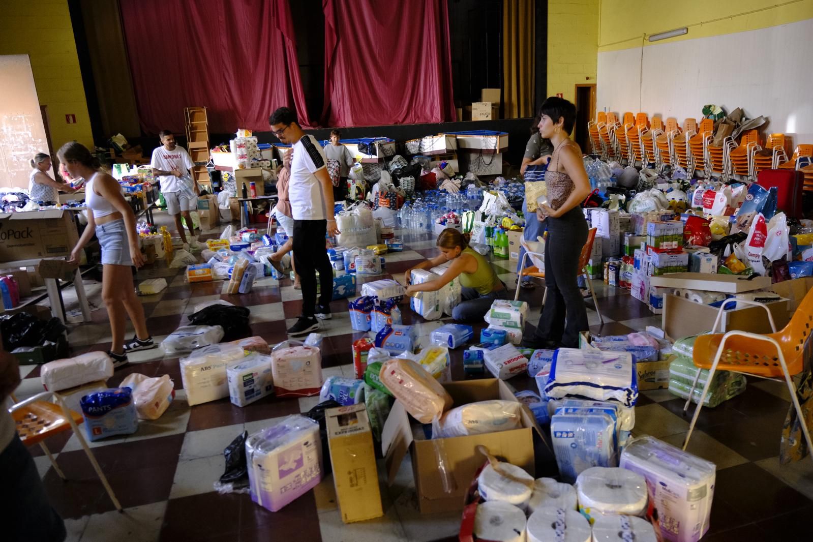 Las fotos de la recogida solidaria de La Isleta