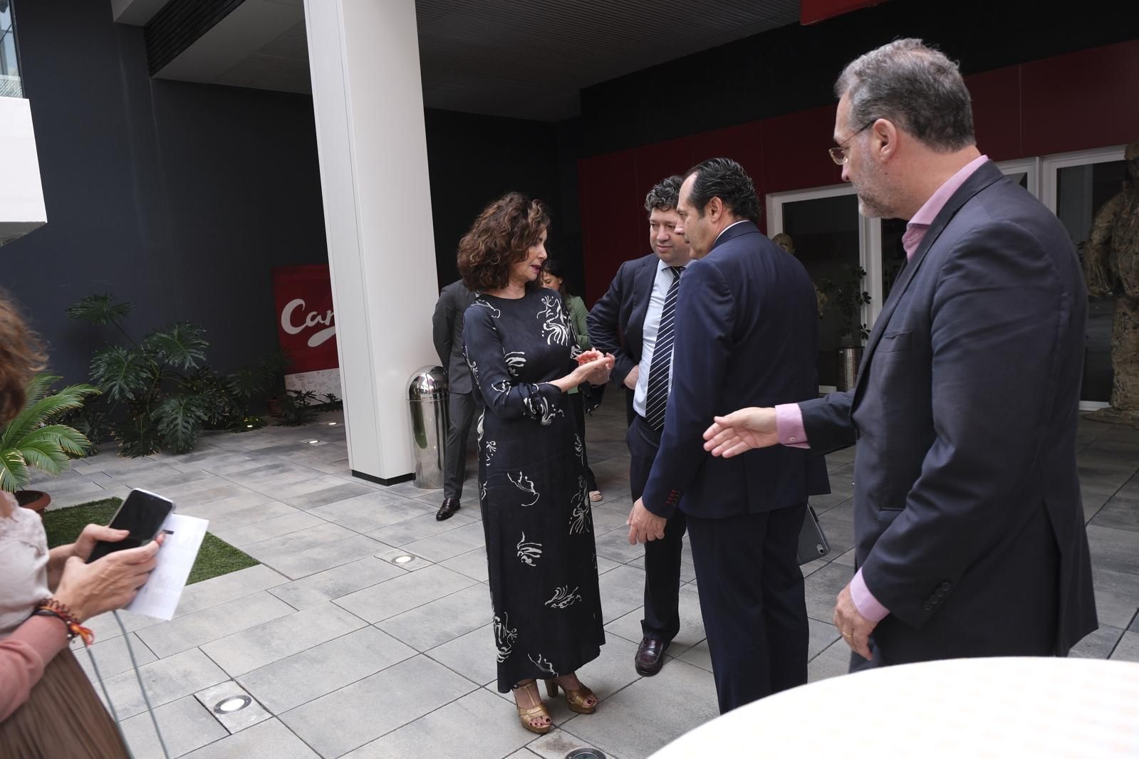 Imágenes de la conferencia sobre los presupuestos de Canarias para 2025