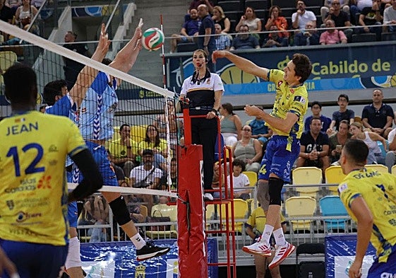 Tomas Rousseaux, en plena acción.