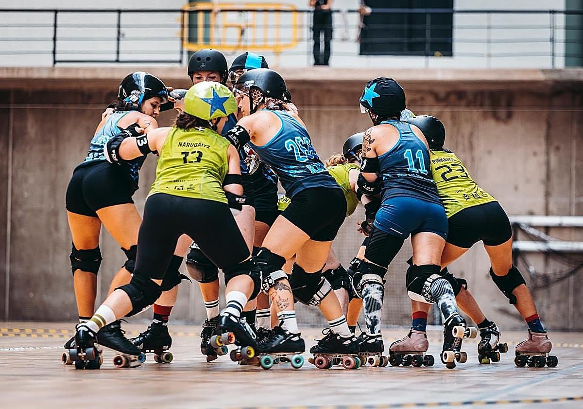 Imagen principal - Más fotos del equipo grancanario.