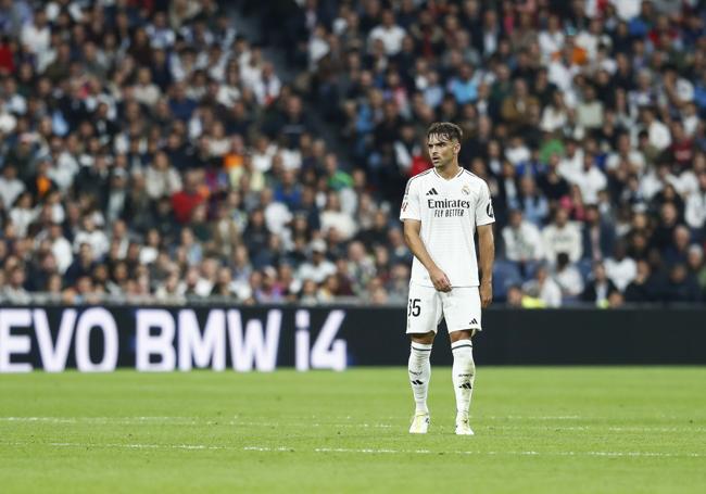 El futbolista, en el partido de su debut con el Madrid en el Bernabéu.