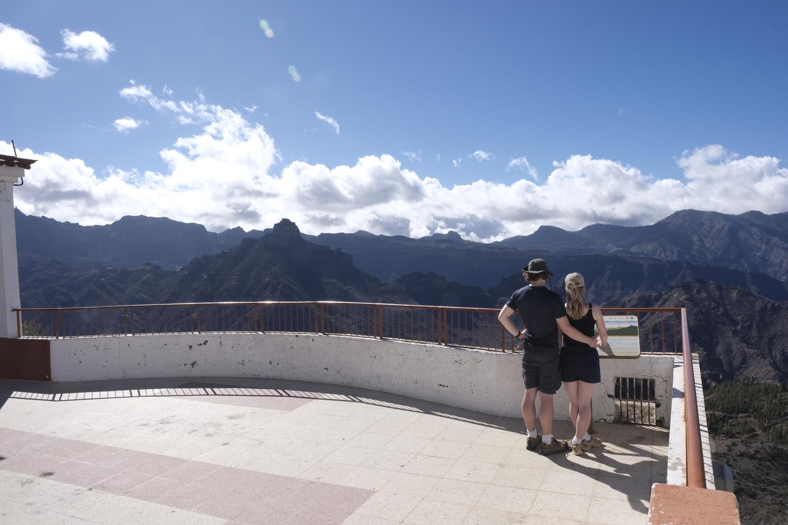 Gran Canaria amanece verde y sin lluvia