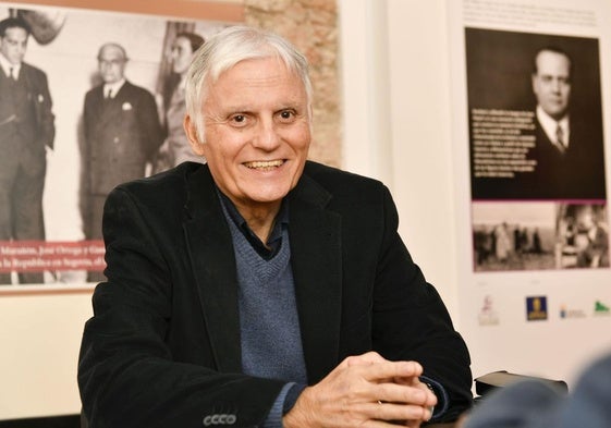 José Miguel Pérez, en uno de los salones de la Fundación Juan Negrín, en la calle Reyes Católicos de la capital grancanaria.