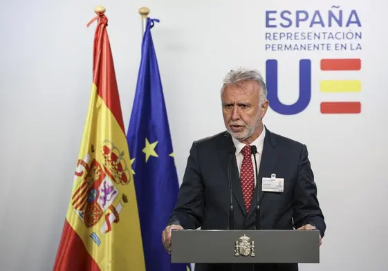 El ministro Ángel Víctor Torres, ayer en Bruselas, donde se reunió con representantes de la Comisión.