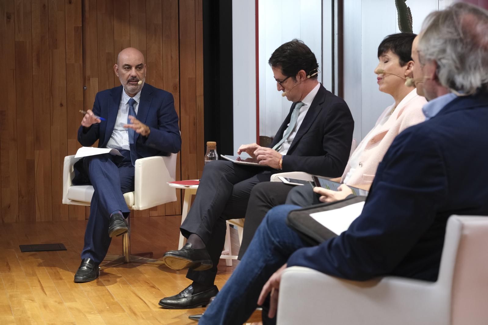 El foro CANARIAS7 &#039;Canarias avanza en la eficiencia y gestión de residuos&#039;, en imágenes