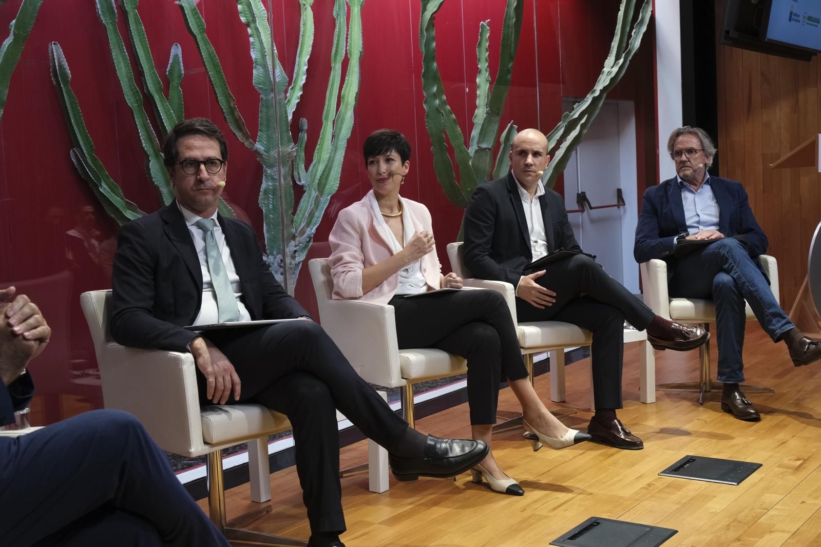 El foro CANARIAS7 &#039;Canarias avanza en la eficiencia y gestión de residuos&#039;, en imágenes