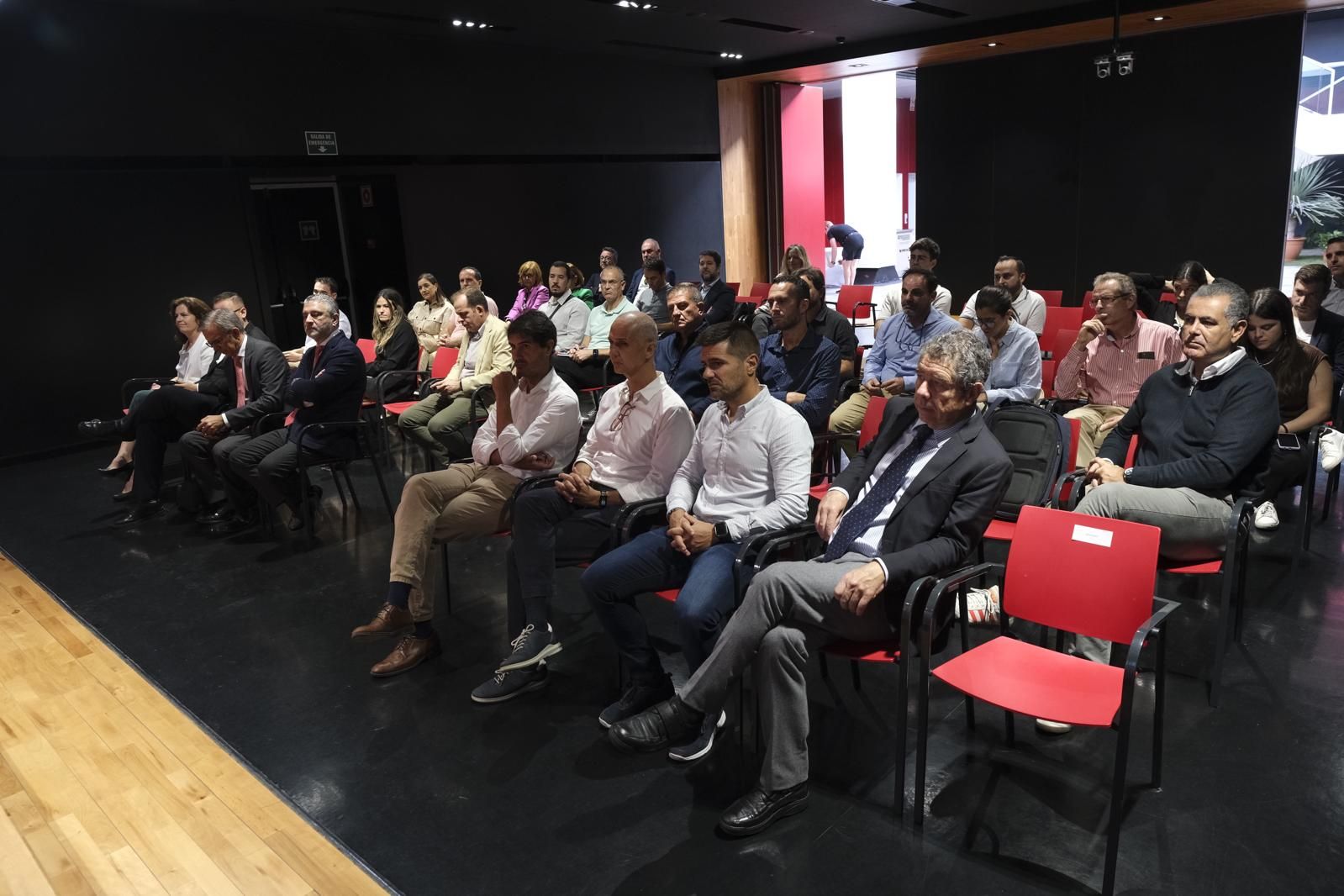 El foro CANARIAS7 &#039;Canarias avanza en la eficiencia y gestión de residuos&#039;, en imágenes