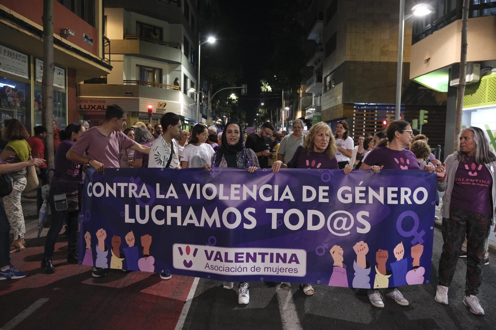 La manifestación del Día Internacional de la Eliminación de la Violencia contra las mujeres, en imágenes