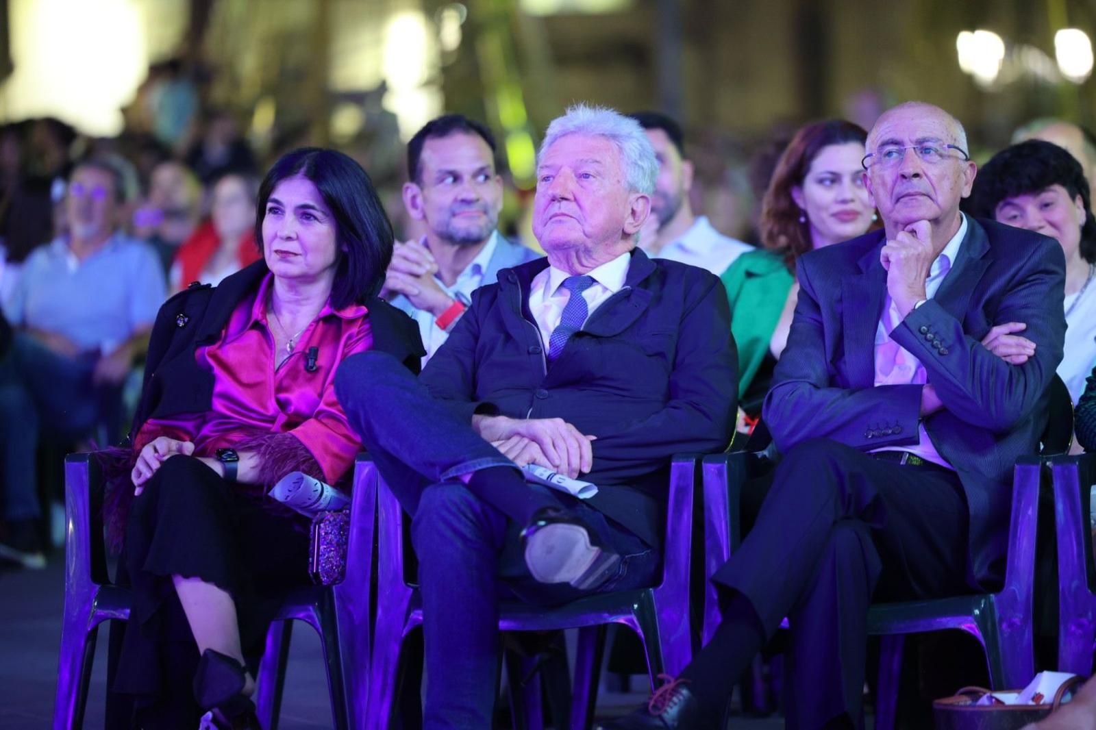 Luces, magia y música en el encendido navideño de la capital