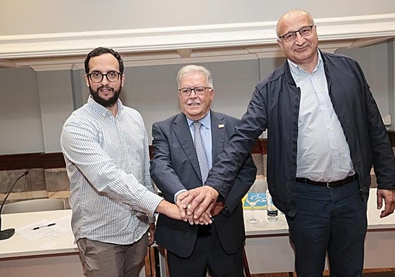 Firmantes del pacto de gobierno de Santa Brígida, suscrito entre Ando Sataute, UxGC y PSOE.