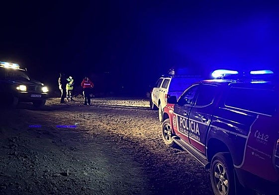 Imagen del operativo de rescate de cuatro senderistas franceses que quedaron aislados en el Teide.