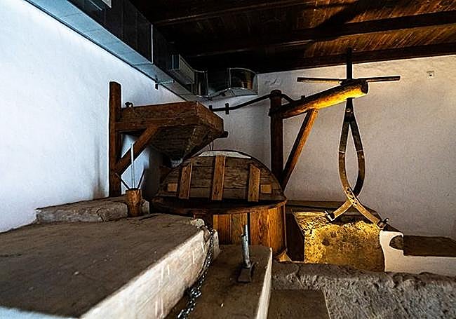 Interior del molino de Huerta Grande.