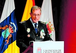 El anterior jefe e la Policía Local, Carlos Saavedra Brichis.