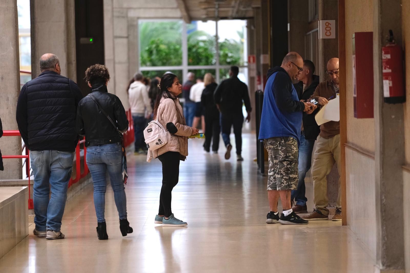 6.000 personas buscan hoy en Tafira una plaza de funcionario del Estado