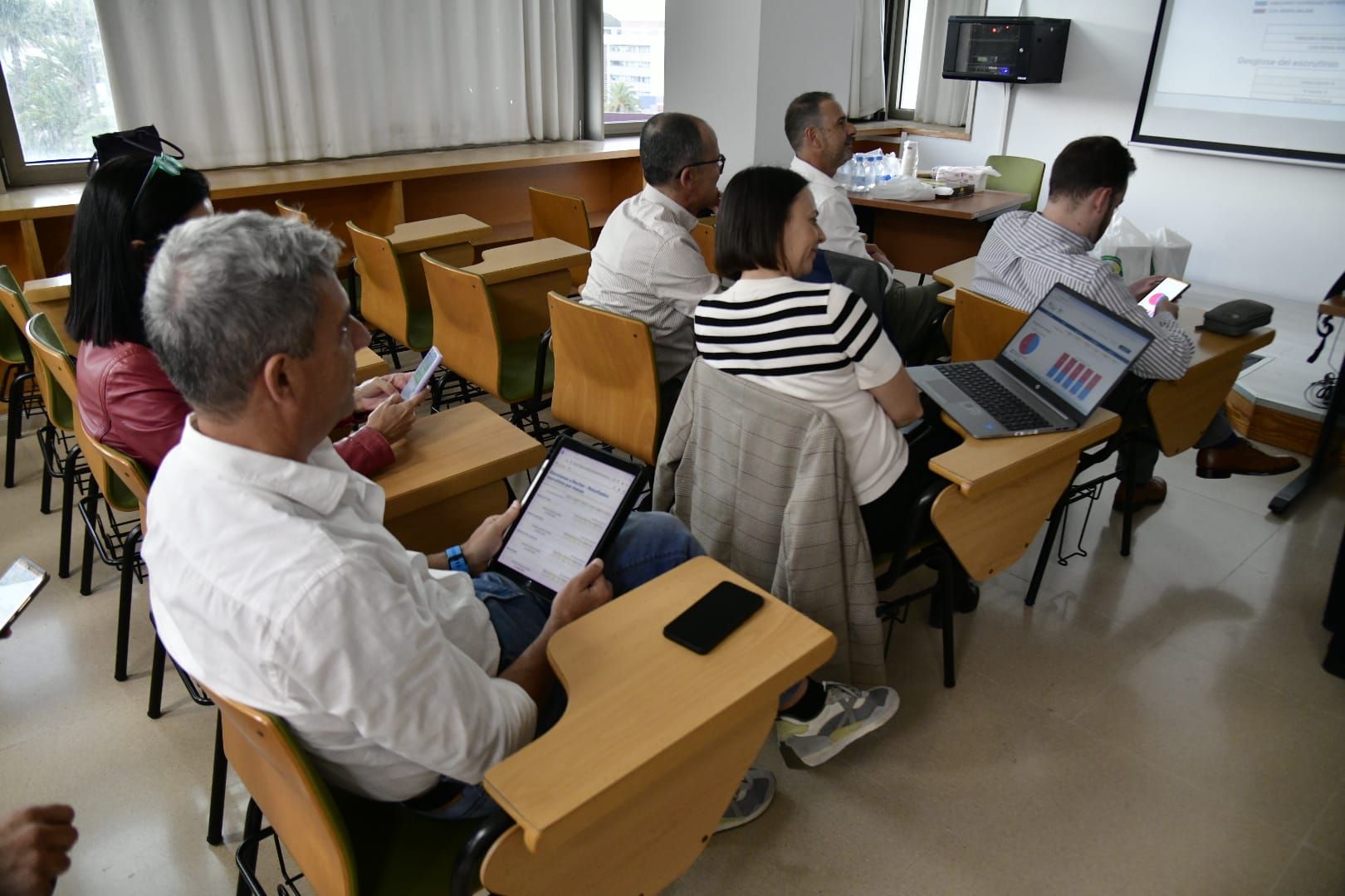 Imágenes de la segunda vuelta de las elecciones al rectorado de la ULPGC