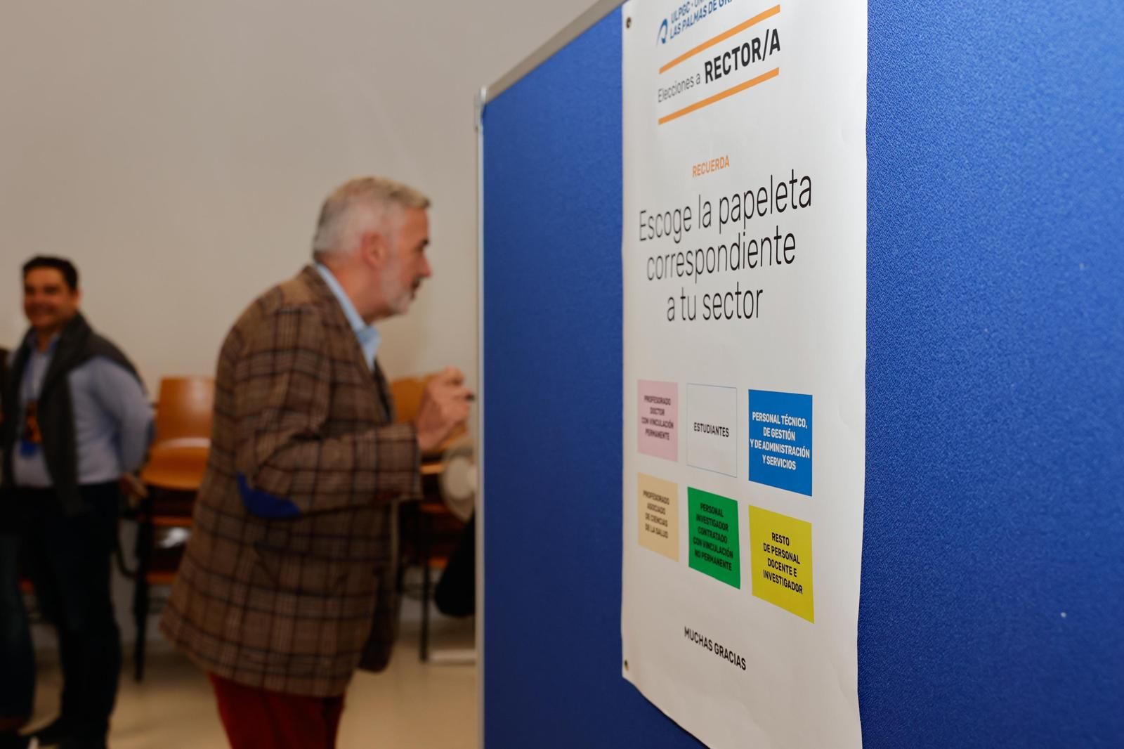 Imágenes de la segunda vuelta de las elecciones al rectorado de la ULPGC