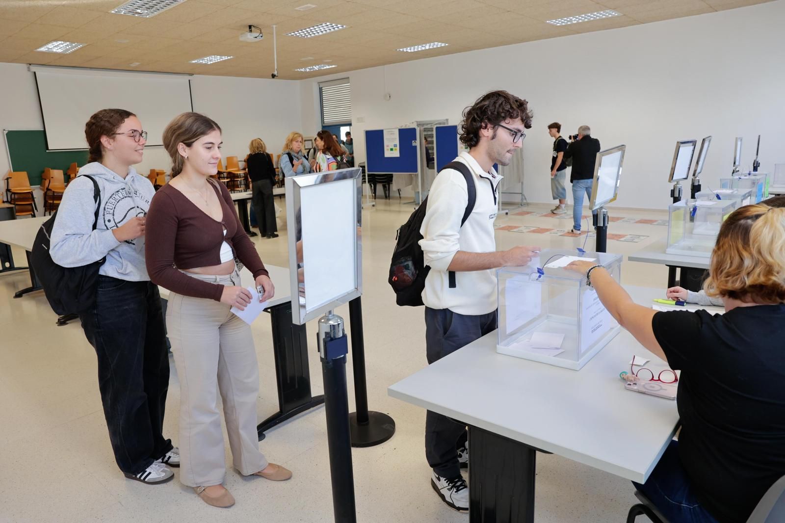 Imágenes de la segunda vuelta de las elecciones al rectorado de la ULPGC