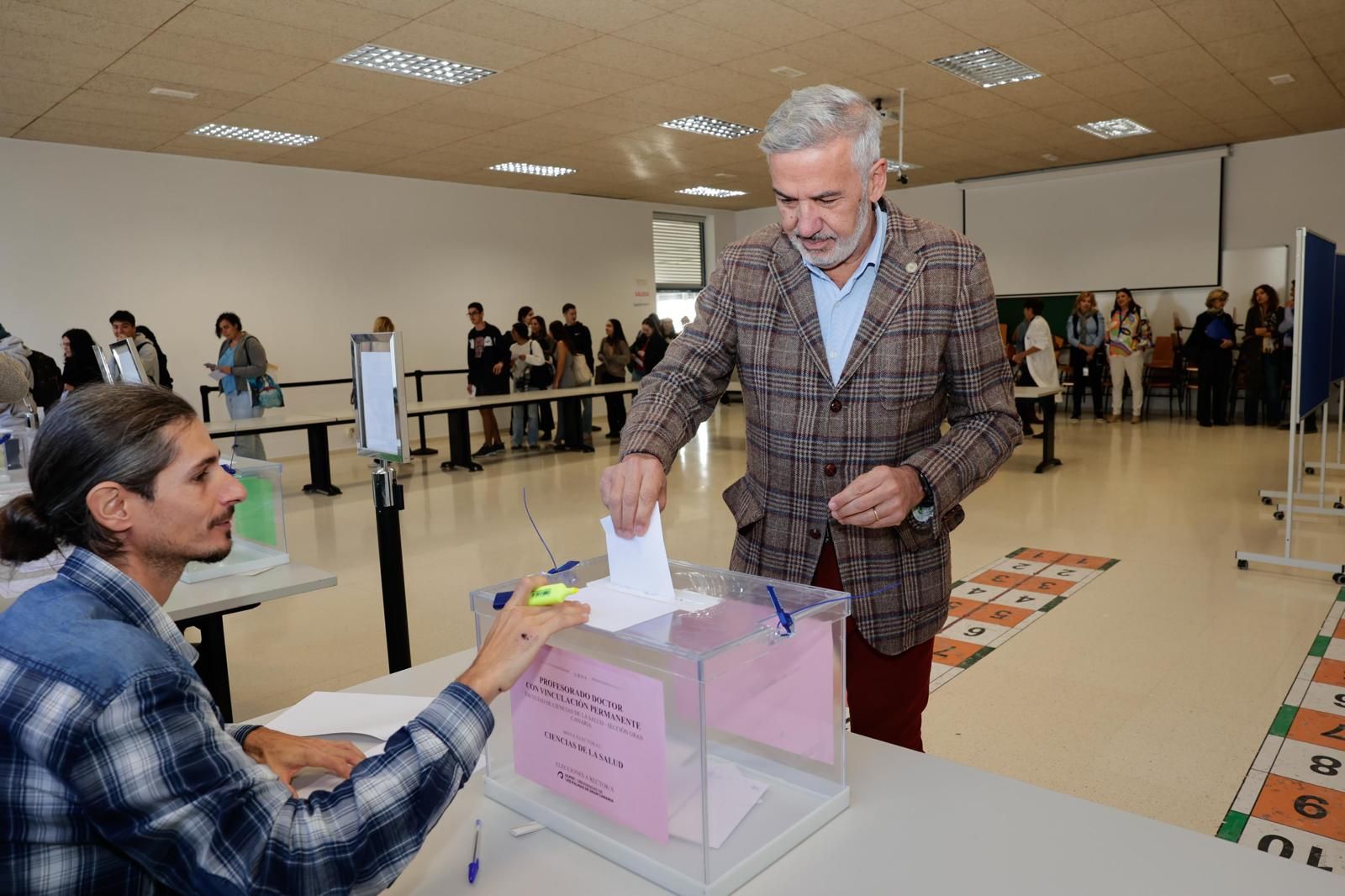 Imágenes de la segunda vuelta de las elecciones al rectorado de la ULPGC