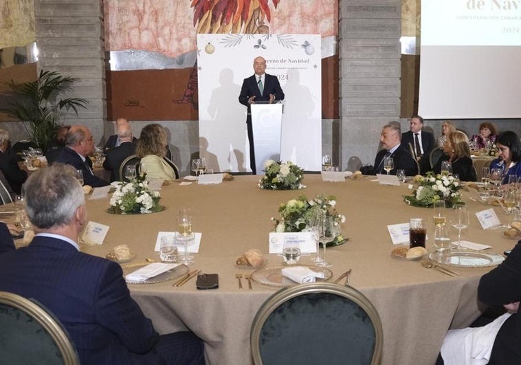 Pedro Ortega, durante su discurso en el tradicional almuerzo navideño de la patronal de Las Palmas.