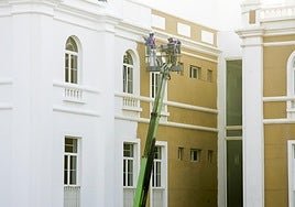 Cambio cromático en el Cabildo.