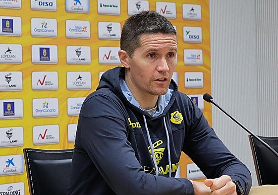 Jaka Lakovic durante la rueda de prensa.